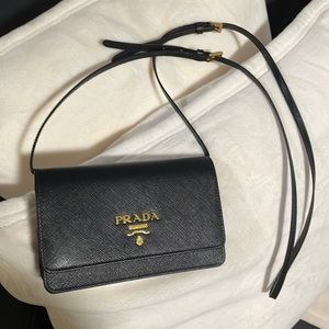 NWOT Prada Saffiano Crossbody Purse